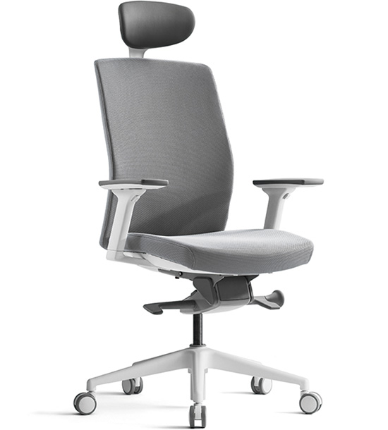 Офисное кресло Bestuhl J2G120L White
