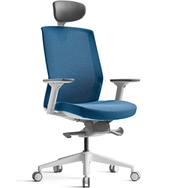 Офисное кресло Bestuhl J1G120L White
